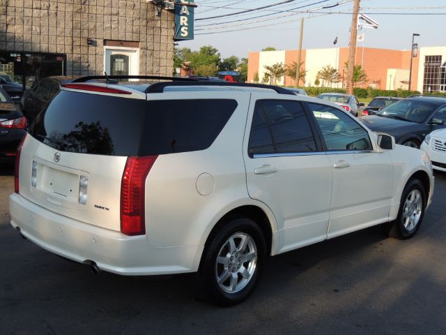 Cadillac SRX 2006 photo 14