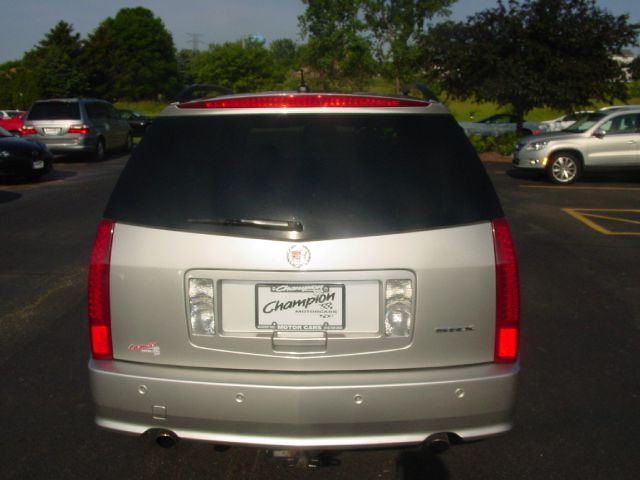 Cadillac SRX 2006 photo 4