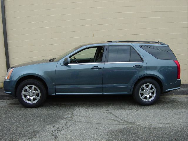 Cadillac SRX 2006 photo 2