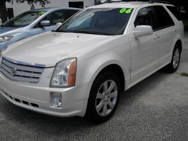 Cadillac SRX 2006 photo 1