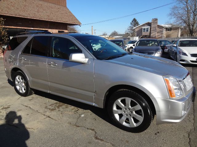 Cadillac SRX 2006 photo 1