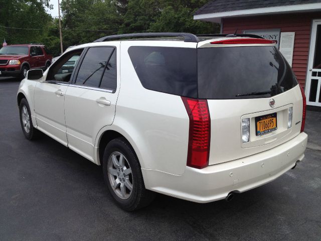 Cadillac SRX 2006 photo 12