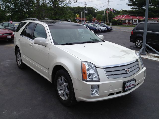 Cadillac SRX 2006 photo 9