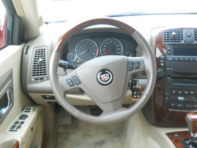 Cadillac SRX 2006 photo 7