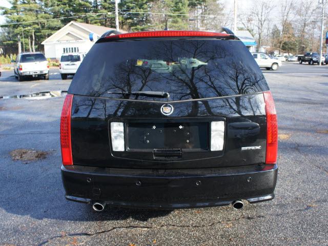 Cadillac SRX 2006 photo 4