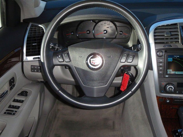 Cadillac SRX 2007 photo 1