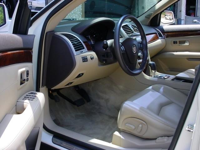 Cadillac SRX 2007 photo 3