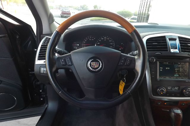 Cadillac SRX 2007 photo 32