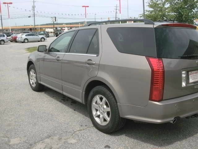 Cadillac SRX 2007 photo 4