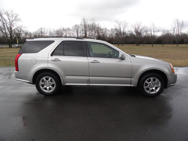 Cadillac SRX 2007 photo 1