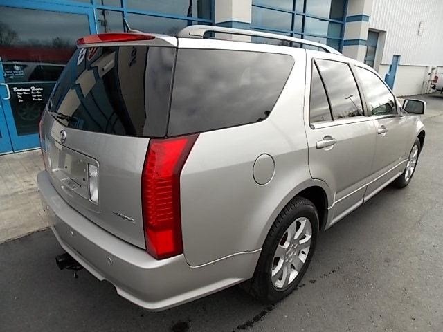 Cadillac SRX 2007 photo 2