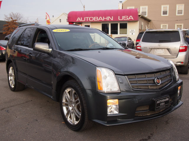 Cadillac SRX Base Unspecified