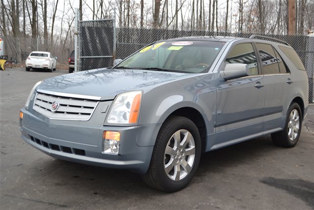 Cadillac SRX 2007 photo 2