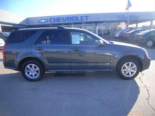 Cadillac SRX 2007 photo 1