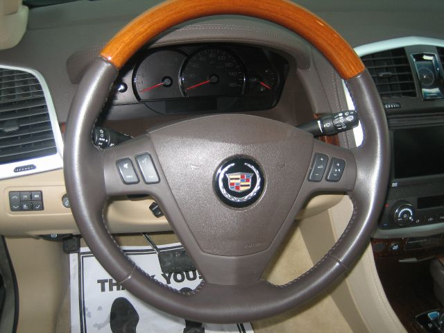 Cadillac SRX 2007 photo 1