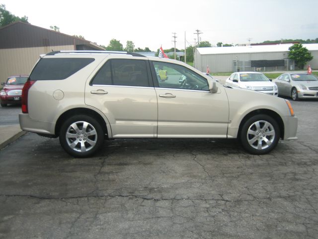 Cadillac SRX 2007 photo 18