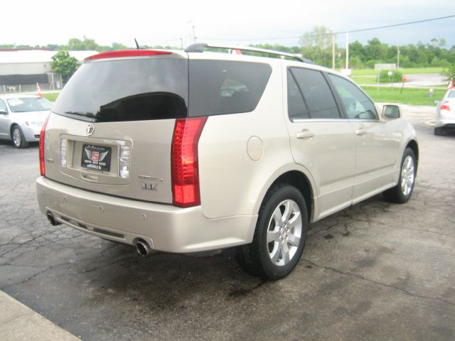 Cadillac SRX 2007 photo 22