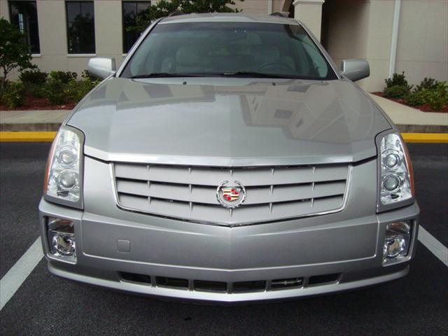 Cadillac SRX 2008 photo 1