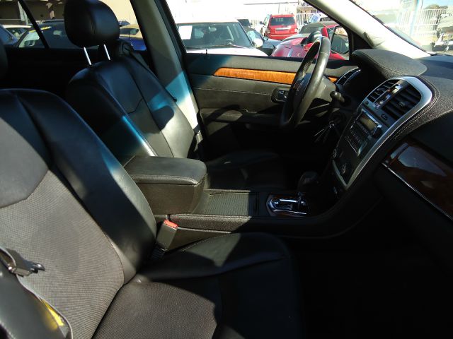 Cadillac SRX 2008 photo 11