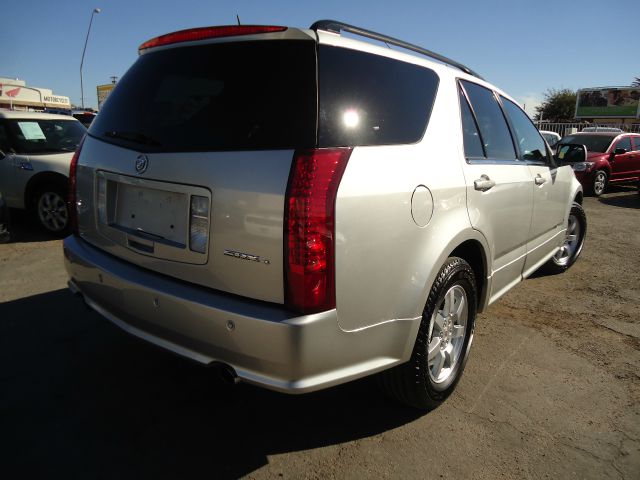 Cadillac SRX 2008 photo 2