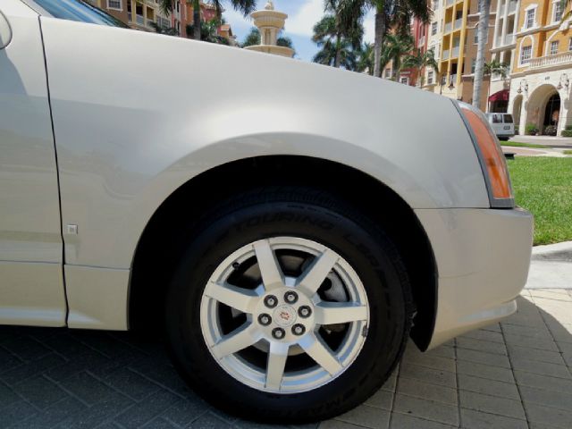 Cadillac SRX 2008 photo 4