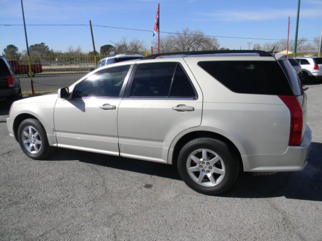 Cadillac SRX 2008 photo 1