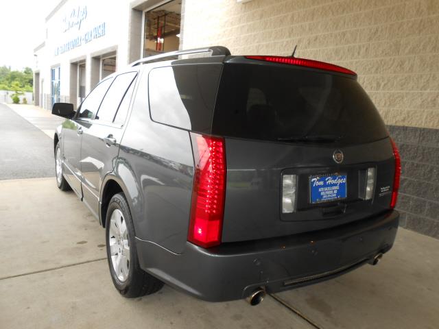 Cadillac SRX 2008 photo 2