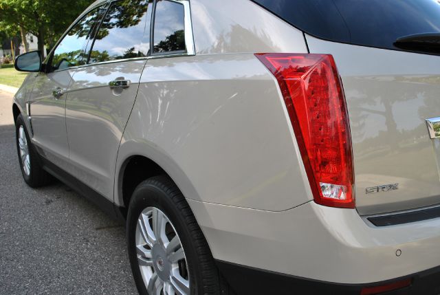 Cadillac SRX 2010 photo 4