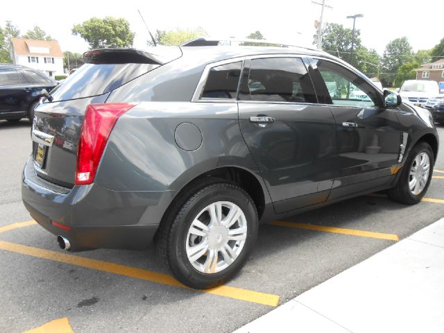 Cadillac SRX 2010 photo 6