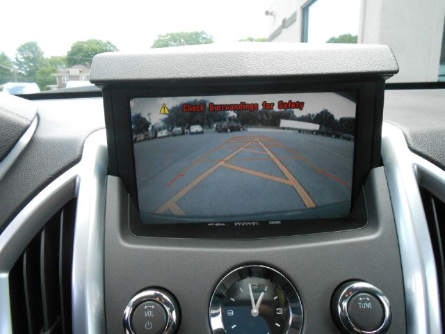 Cadillac SRX 2010 photo 8