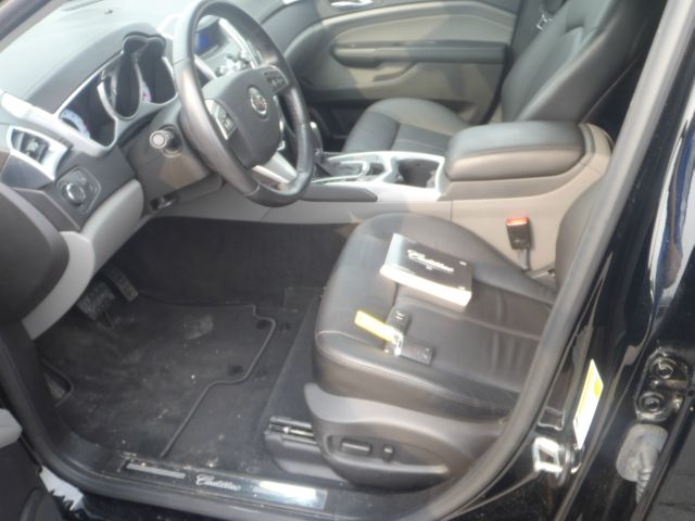 Cadillac SRX 2010 photo 4