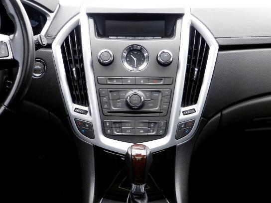 Cadillac SRX 2010 photo 29