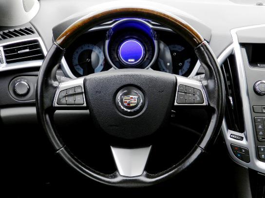 Cadillac SRX 2010 photo 6