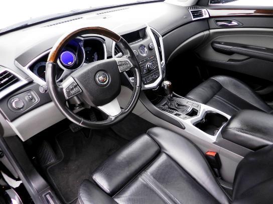 Cadillac SRX 2010 photo 8