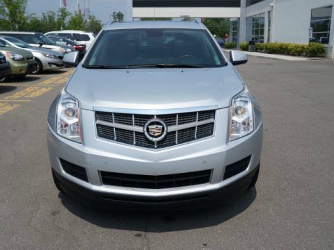 Cadillac SRX 2010 photo 2