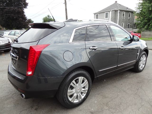 Cadillac SRX 2010 photo 3