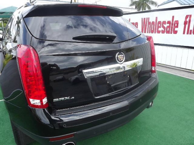 Cadillac SRX APV SUV