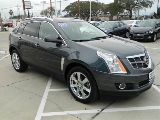 Cadillac SRX 2011 photo 3