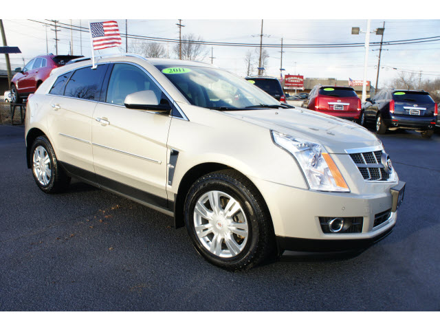 Cadillac SRX 2011 photo 1