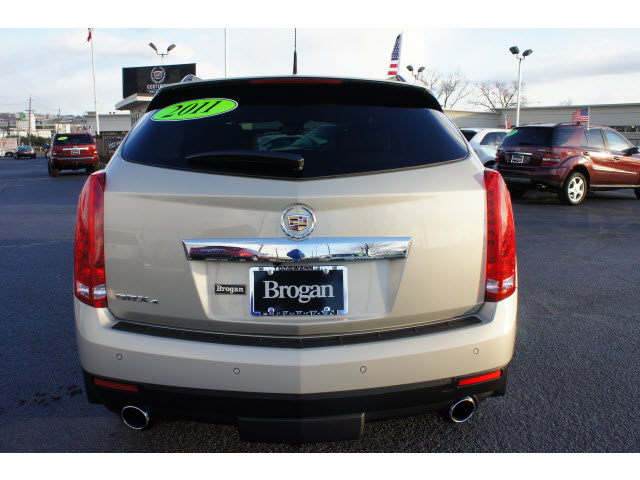 Cadillac SRX 2011 photo 3