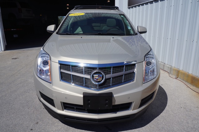 Cadillac SRX 2011 photo 1