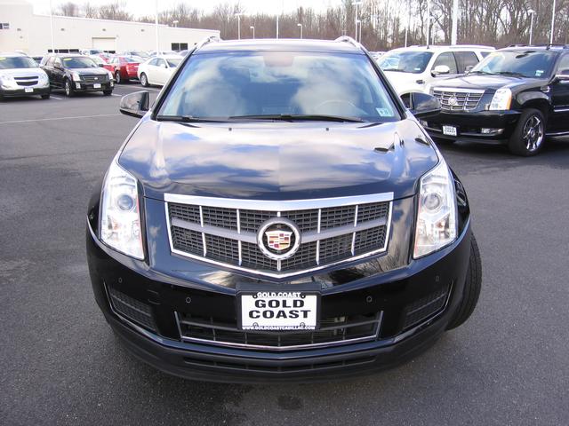 Cadillac SRX 2011 photo 3