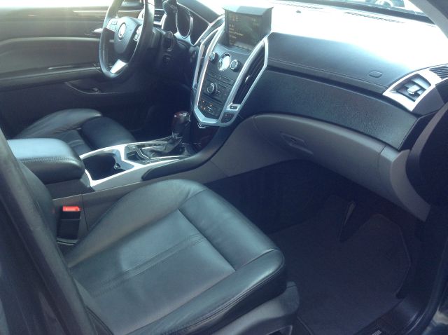 Cadillac SRX 2011 photo 4