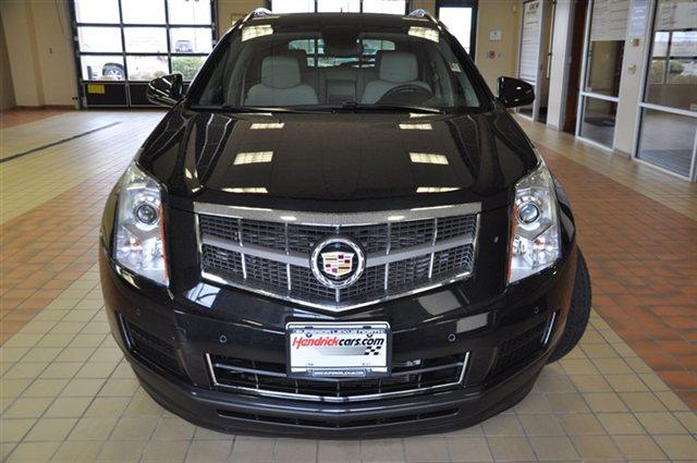 Cadillac SRX 2011 photo 1