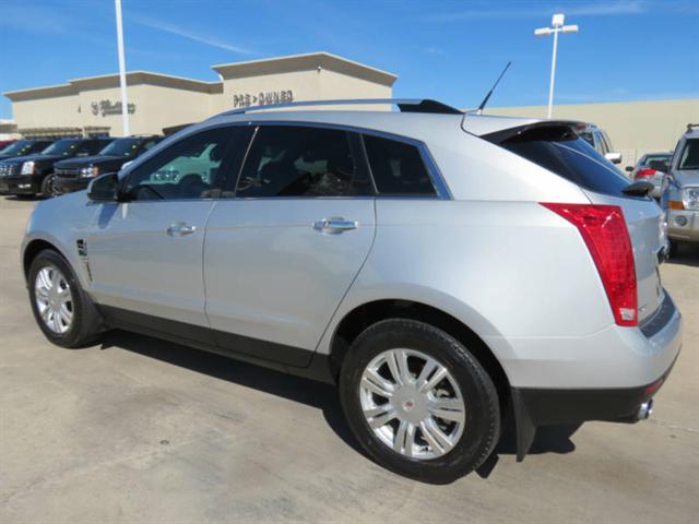 Cadillac SRX 2011 photo 3