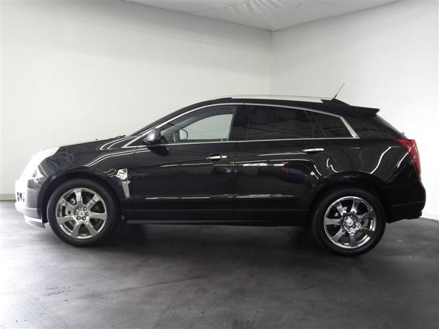 Cadillac SRX 2011 photo 3