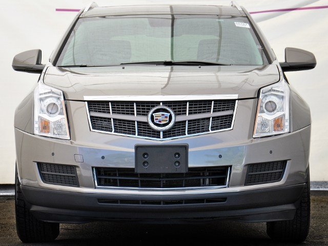 Cadillac SRX 2011 photo 2