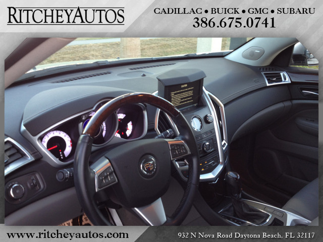 Cadillac SRX 2011 photo 5