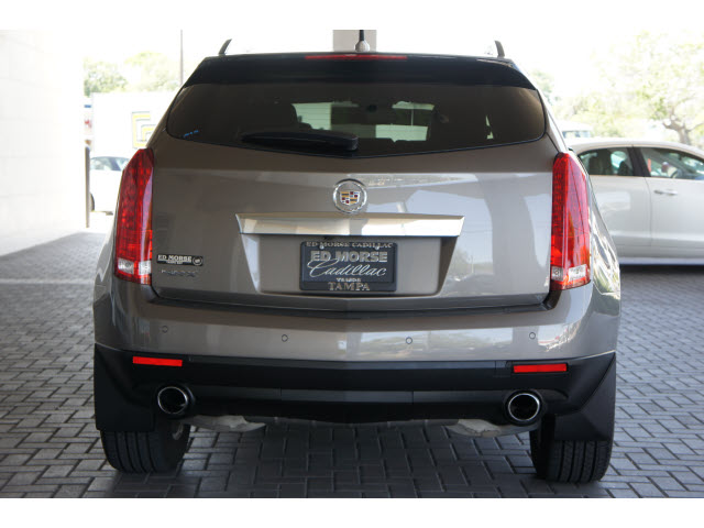 Cadillac SRX 2011 photo 1