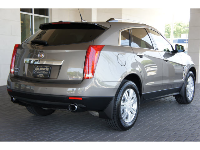 Cadillac SRX 2011 photo 3